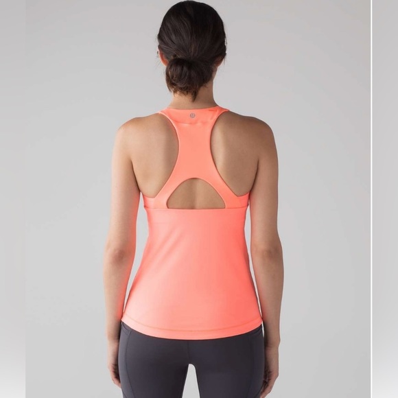 Lululemon Final Lap Tank - Picture 4 of 10